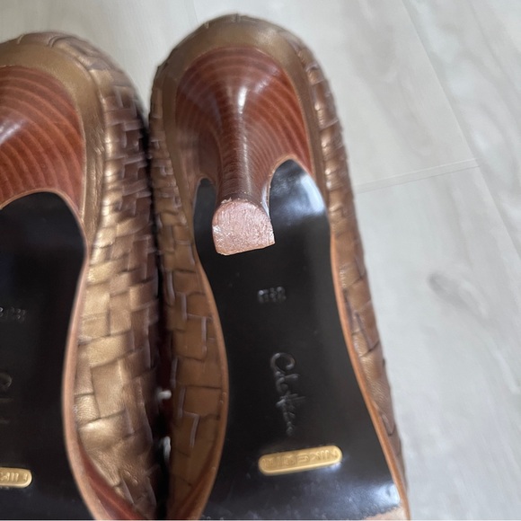 Cole Haan Gold Metallic Peep Toe Woven Pumps sz 8.5 B Leather Block Stiletto - Picture 8 of 12